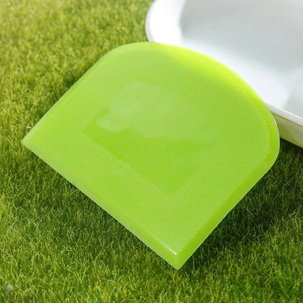 Plastic Dough Weight Cutter Cookie Fondant Bread Pizza Tools Spatula for Cake Butter Scraper Pastry and Bakery Kitchen Utensils