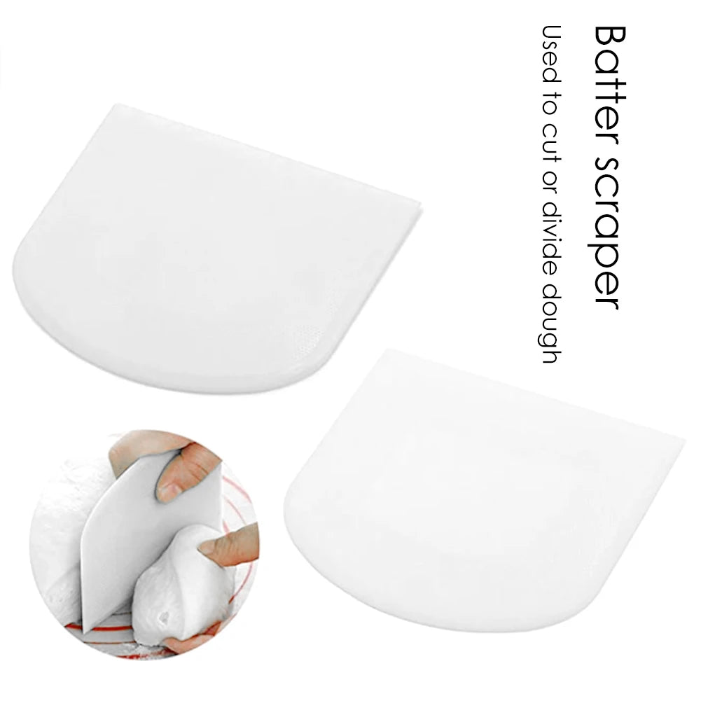1Pc Plastic Dough Scraper Smooth Cake Spatula Cream Pizza Cutter Kitchen Baking Tool Dough Scraper Cutter