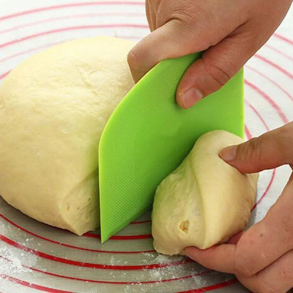 Plastic Dough Weight Cutter Cookie Fondant Bread Pizza Tools Spatula for Cake Butter Scraper Pastry and Bakery Kitchen Utensils