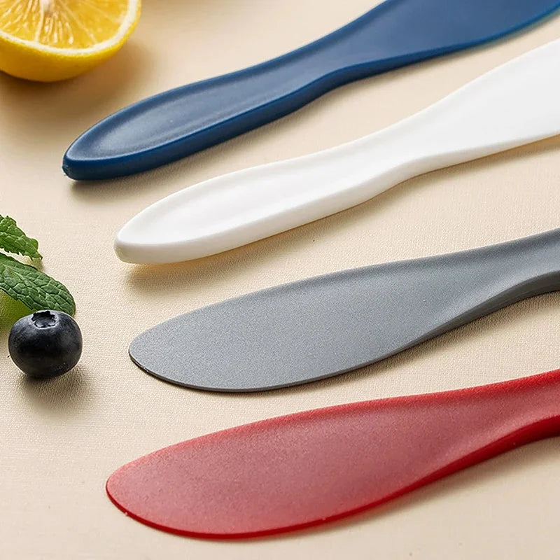 Kitchen Plastic Butter Cutter Cheese Jam Spreaders Wipe Cream Cutter Utensil Multifunction Butter BreadKnife Kitchen Gadget