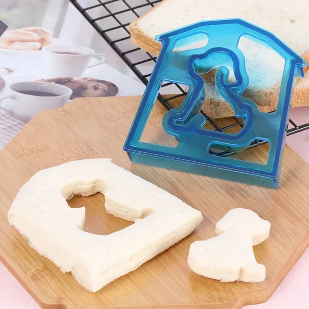Kids Sandwich Cutter Bread Mold Cartoon Squirrel Sea Dog Bread Knife Sandwich Cutter Sealer for Bento Lunch Boxes Accessories
