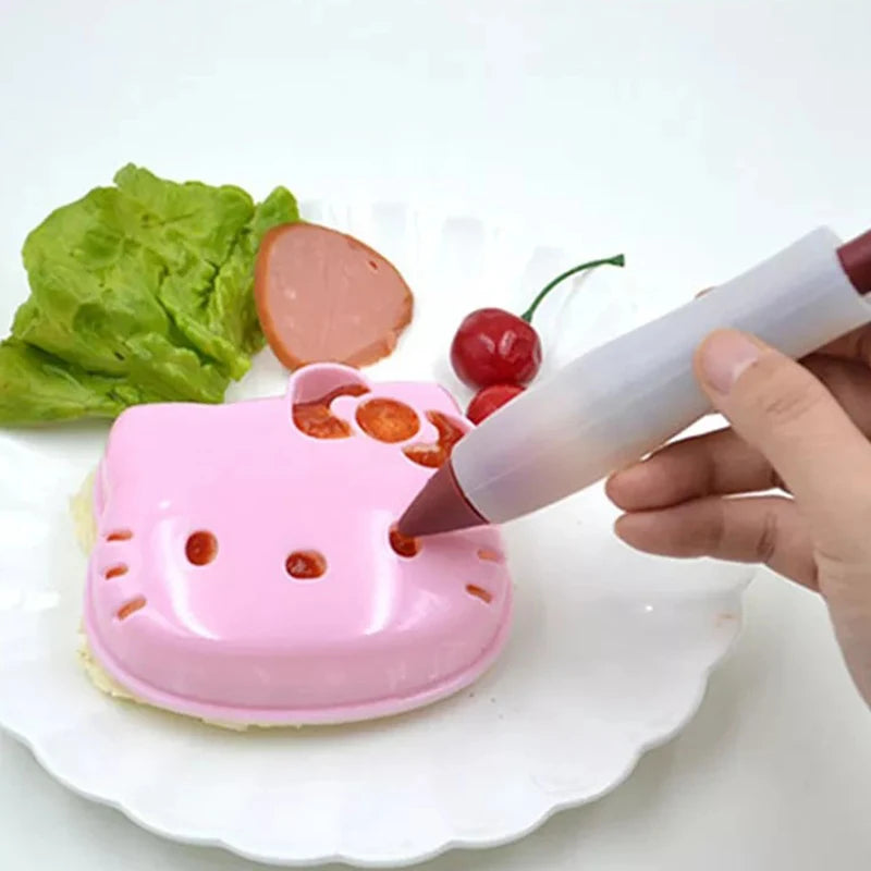 Sandwich Cutter Mini Cartoon Bear Squirrel Sea Dog Bread Knife Sandwich Cutter Sealer for Kids Bento Lunch Baking Mold