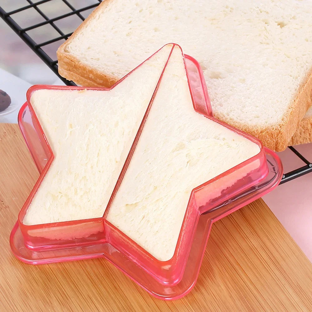 Kids Sandwich Cutter Bread Mold Cartoon Squirrel Sea Dog Bread Knife Sandwich Cutter Sealer for Bento Lunch Boxes Accessories
